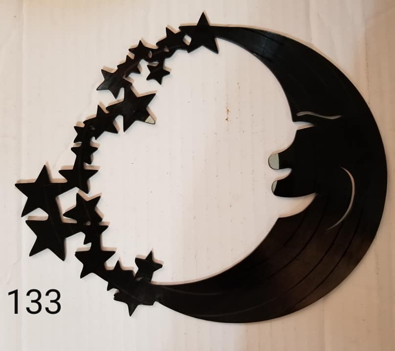 0133 R - Moon and Star