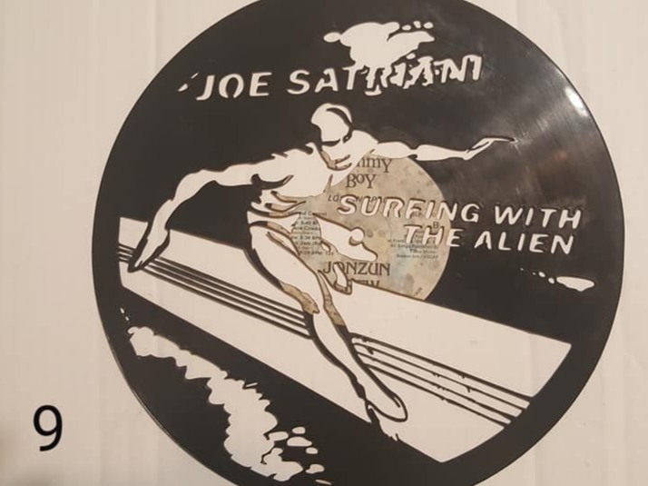 0009 R - Joe Satriana Surfing With Alien
